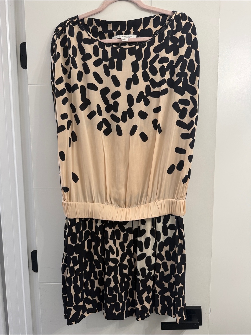 Beige and Black Printed  Diane Von Furstenberg DVF Tomori Dress Size 4